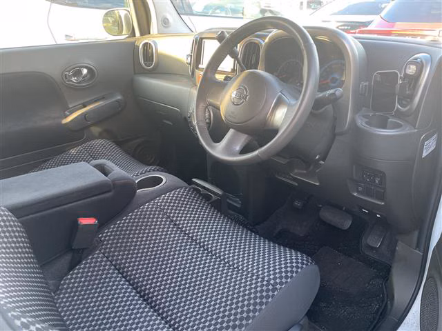 NISSAN CUBE