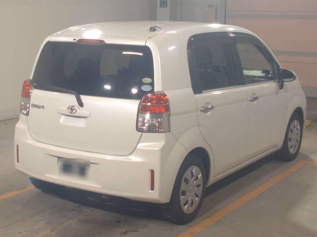 TOYOTA SPADE