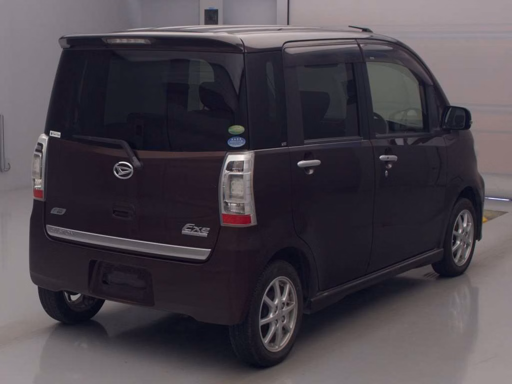 DAIHATSU TANTO EXE