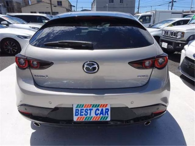 MAZDA MAZDA3