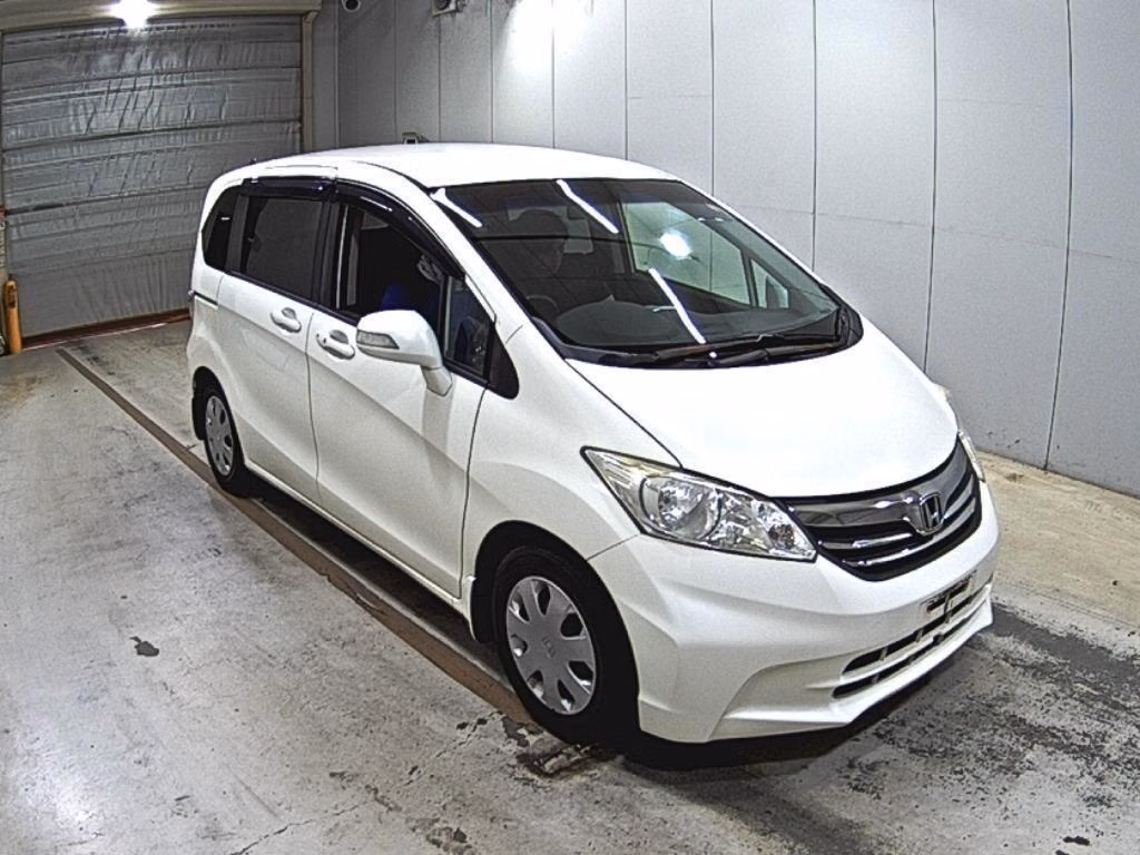 HONDA FREED