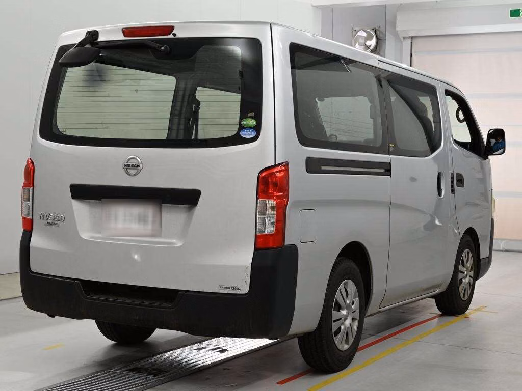 NISSAN NV350 CARAVAN