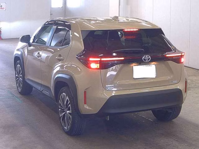 TOYOTA YARIS CROSS