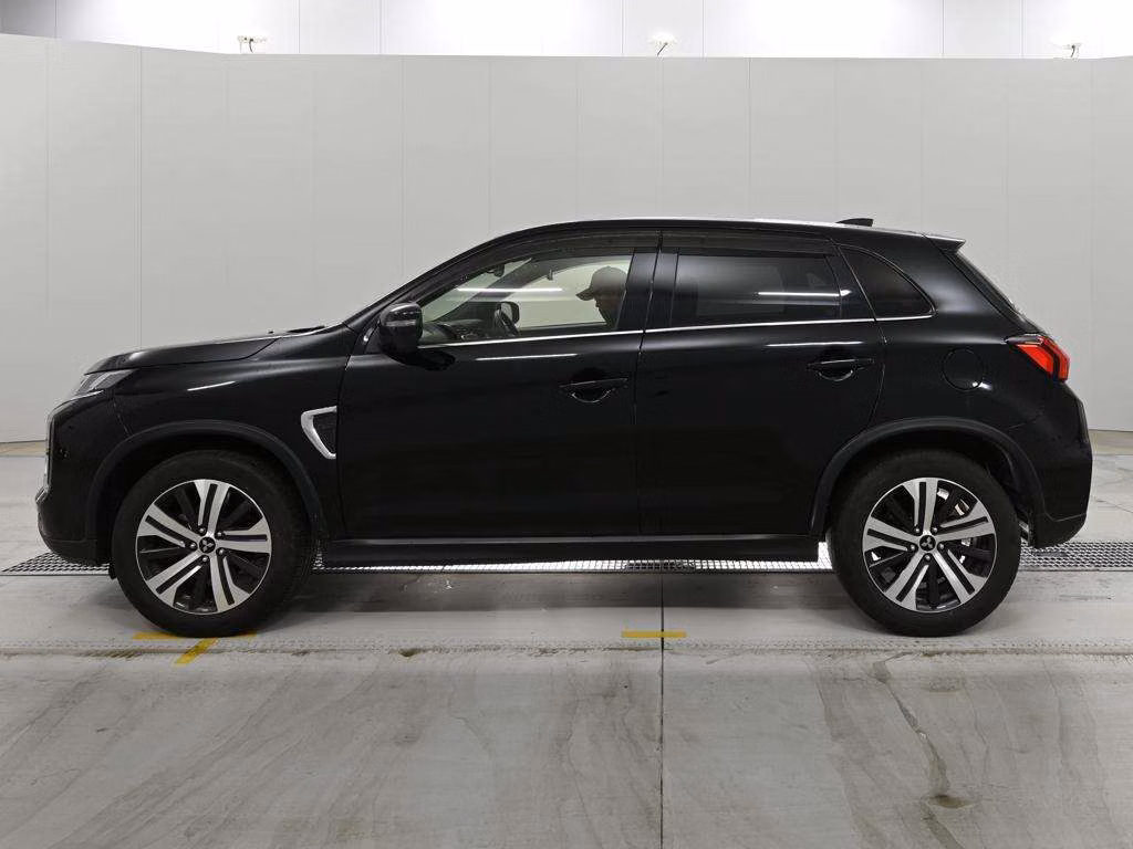 MITSUBISHI RVR