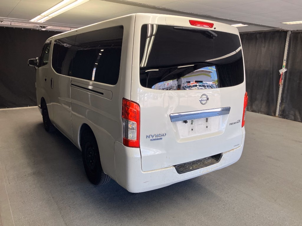 NISSAN NV350 CARAVAN