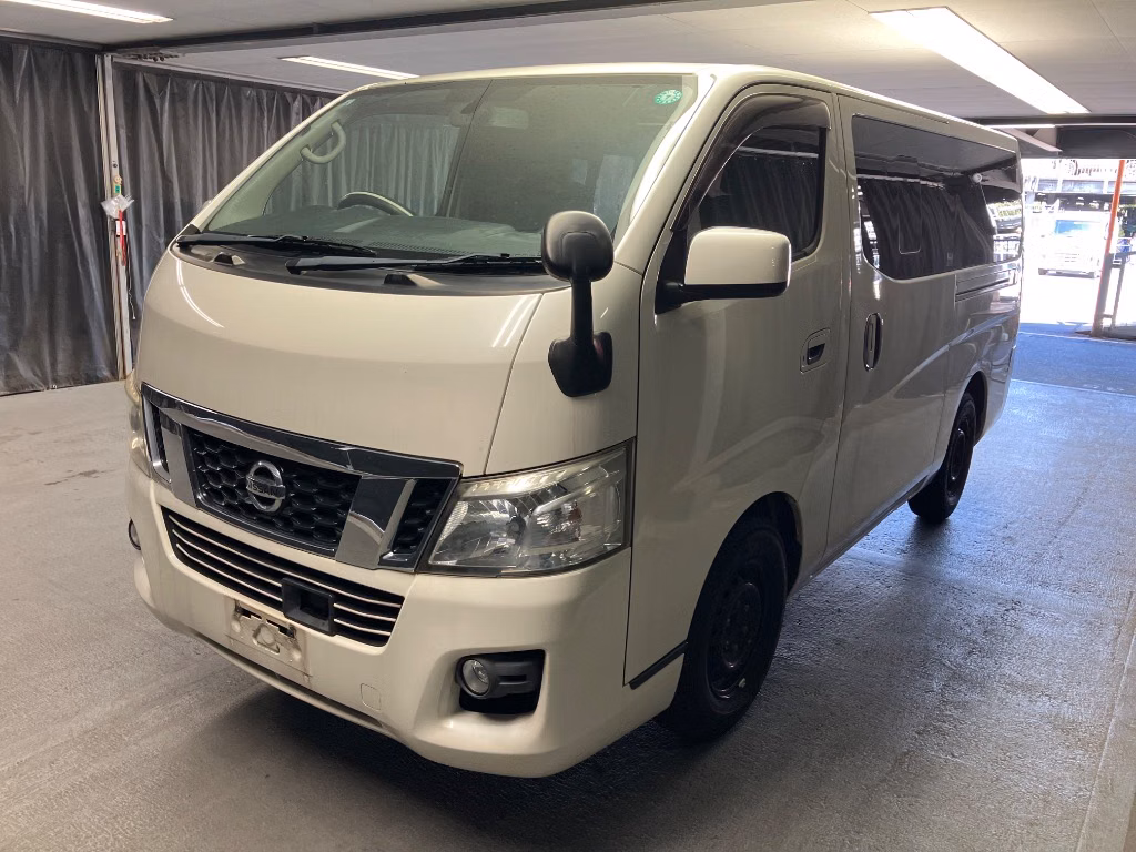 NISSAN NV350 CARAVAN