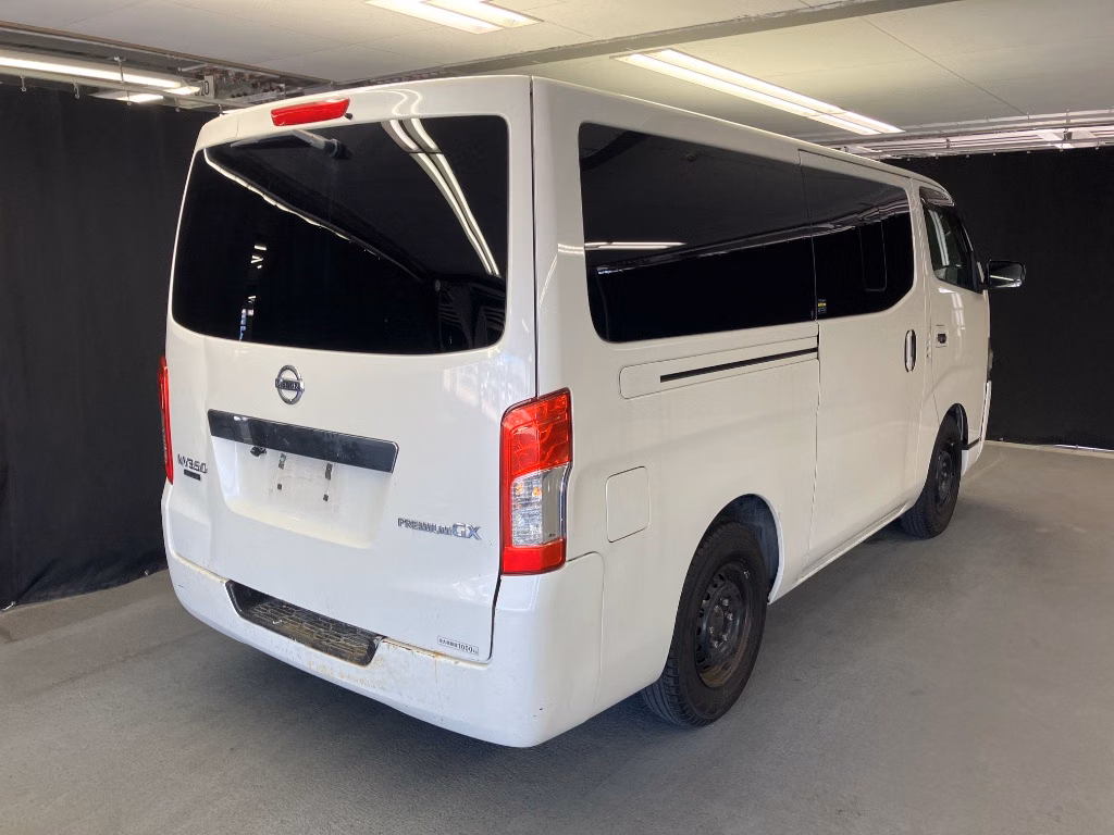 NISSAN NV350 CARAVAN