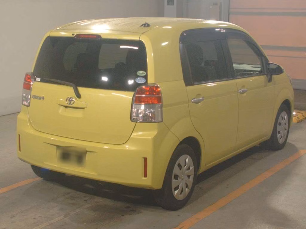 TOYOTA SPADE