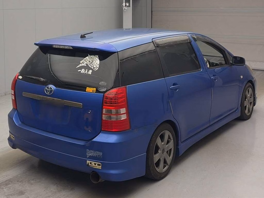 TOYOTA WISH