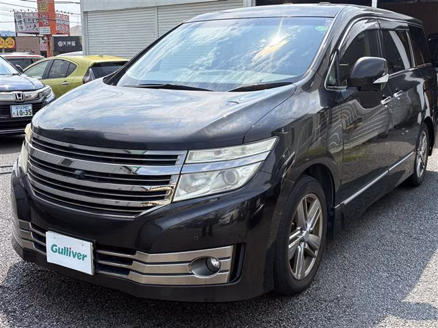 NISSAN ELGRAND