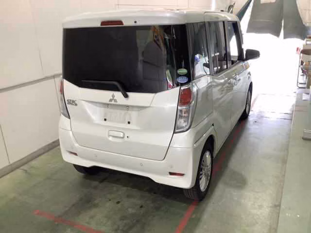 MITSUBISHI EK SPACE