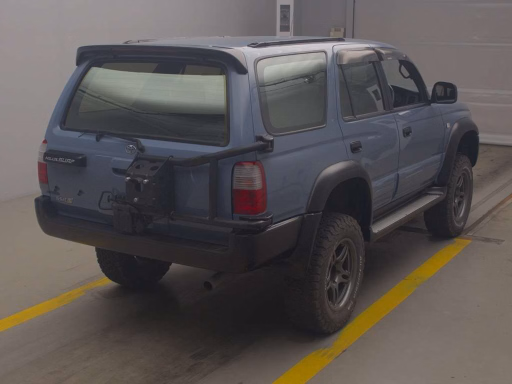 TOYOTA HILUX SURF