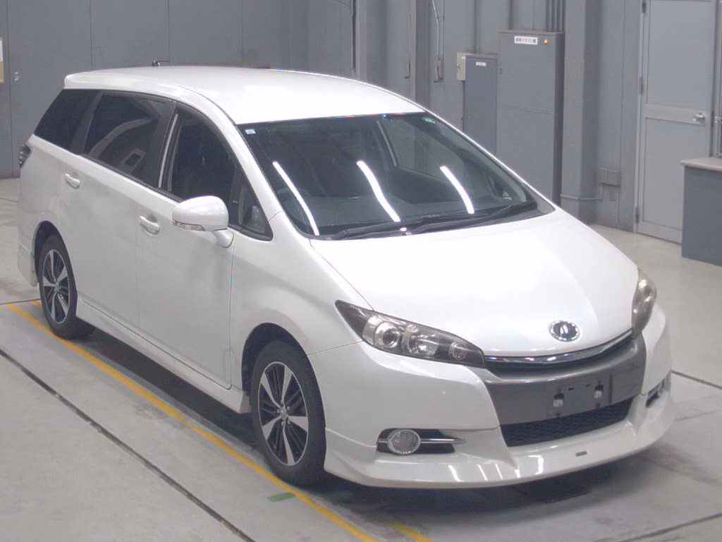 TOYOTA WISH