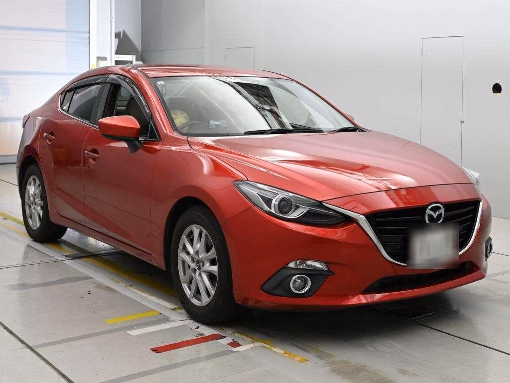 MAZDA AXELA