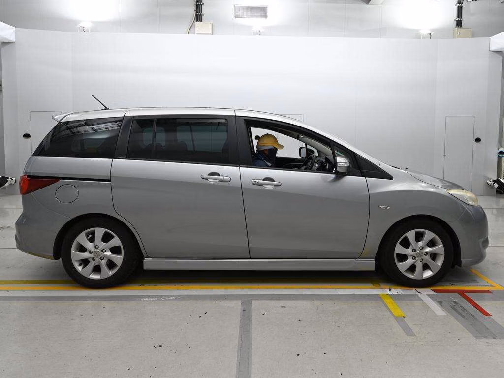 NISSAN LAFESTA