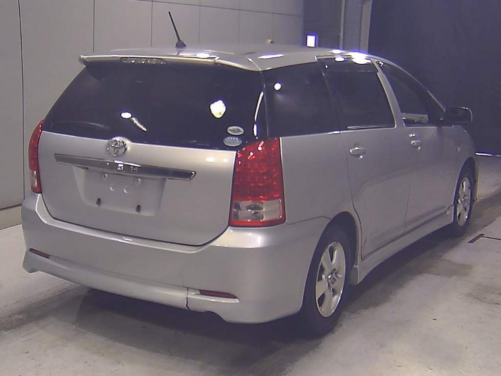 TOYOTA WISH