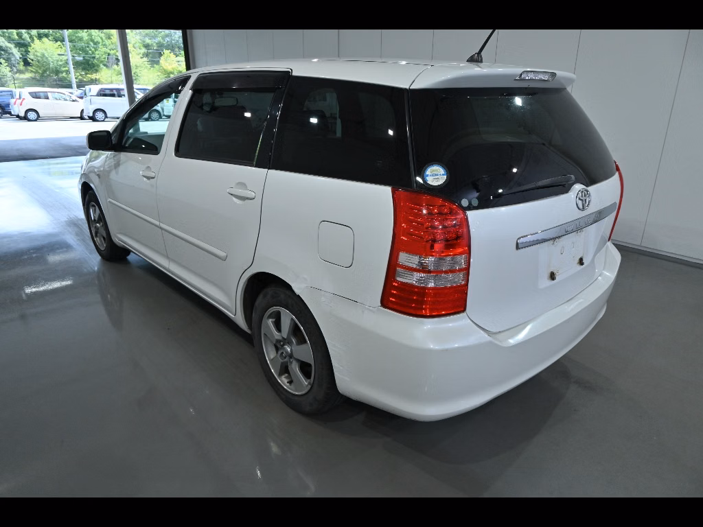 TOYOTA WISH
