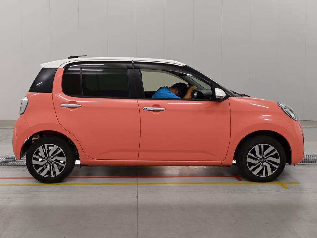 TOYOTA PASSO
