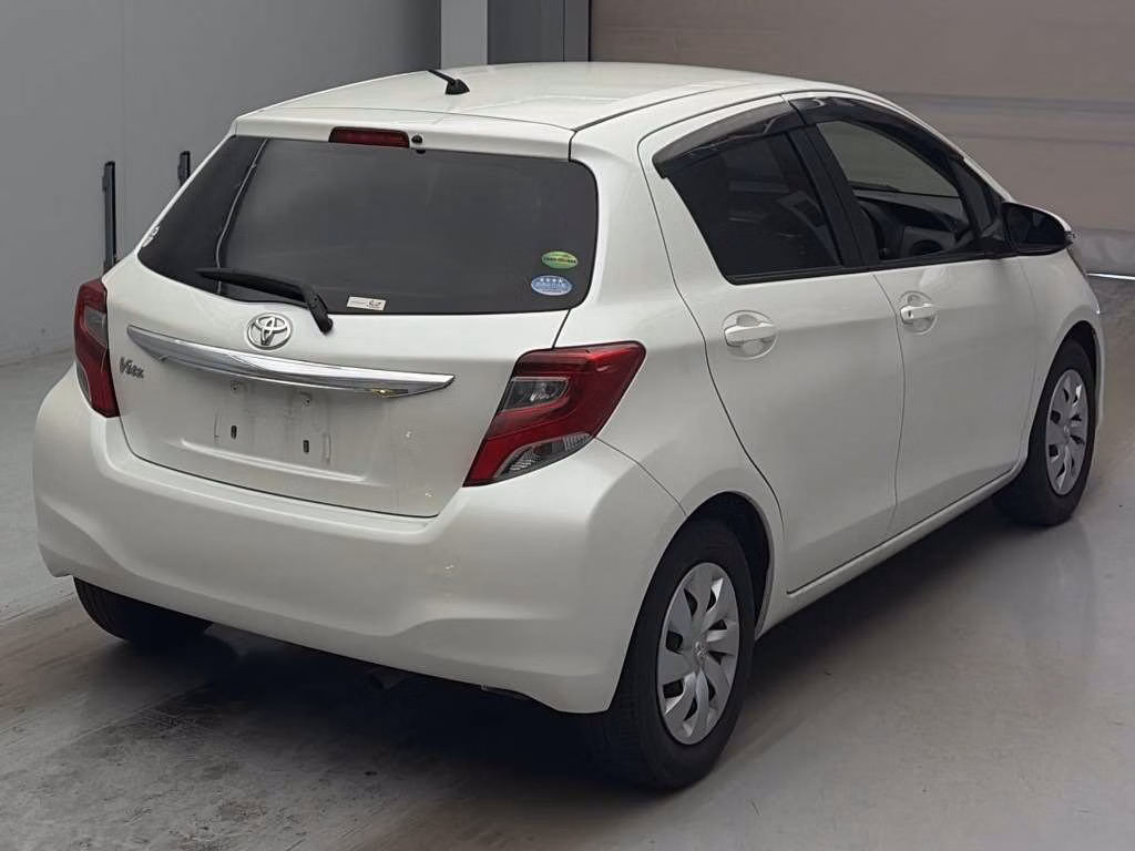 TOYOTA VITZ