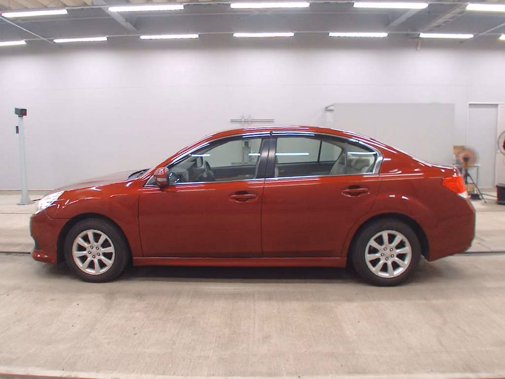 SUBARU LEGACY B4