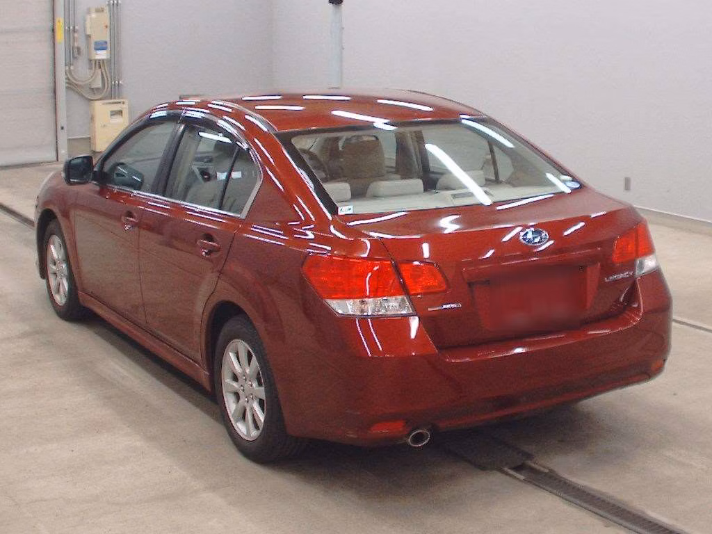 SUBARU LEGACY B4