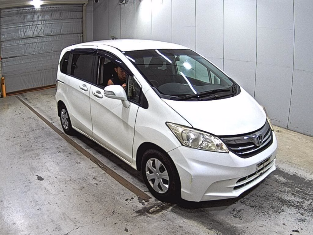 HONDA FREED