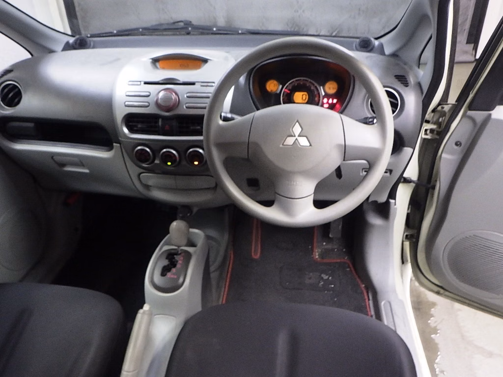MITSUBISHI I