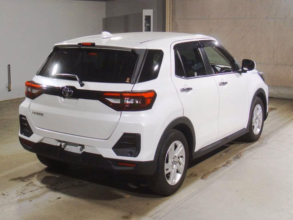 TOYOTA RAIZE