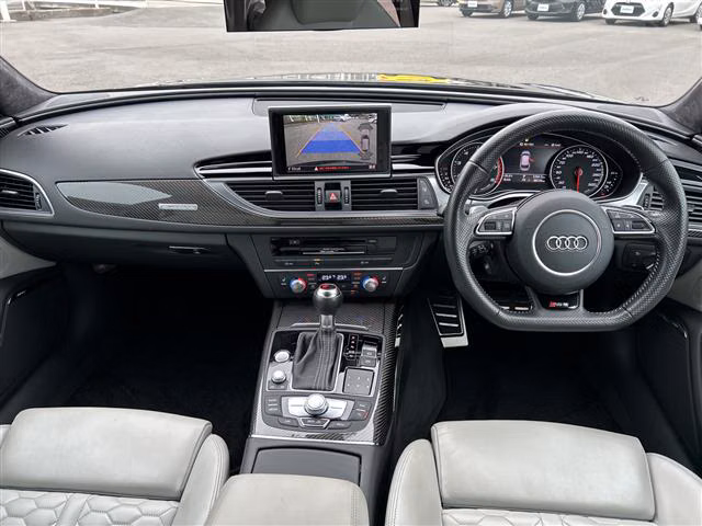 AUDI RS6
