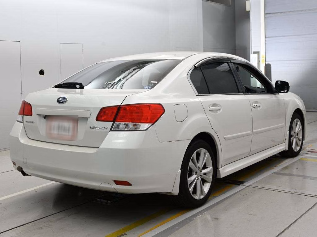 SUBARU LEGACY B4