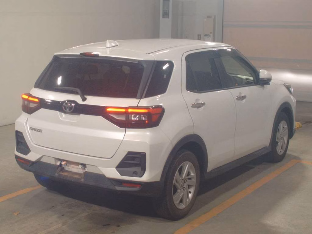 TOYOTA RAIZE
