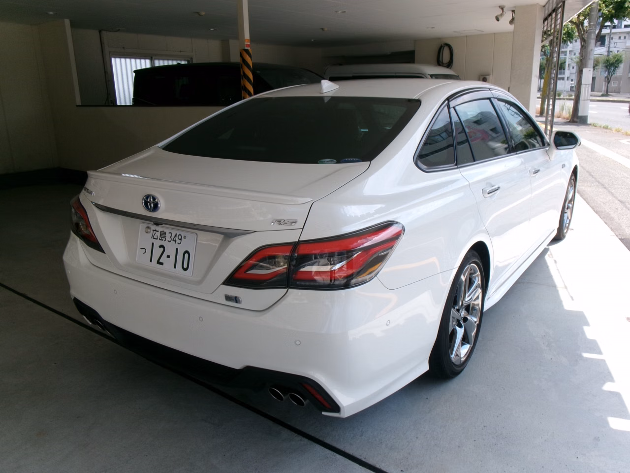 TOYOTA CROWN