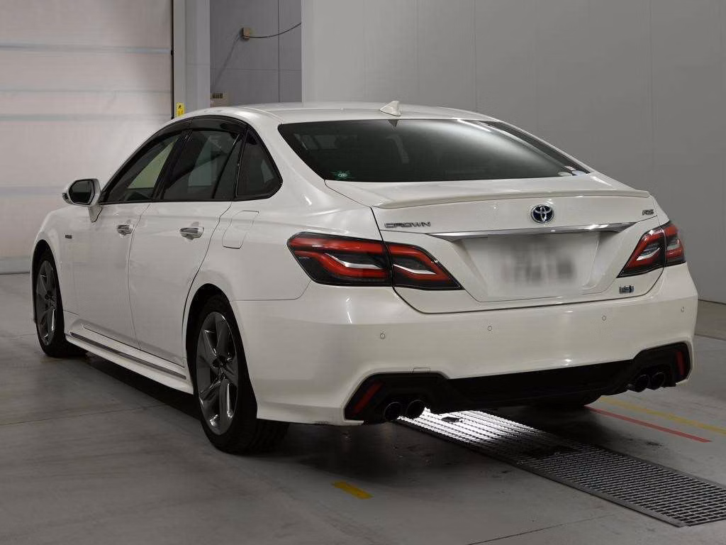 TOYOTA CROWN