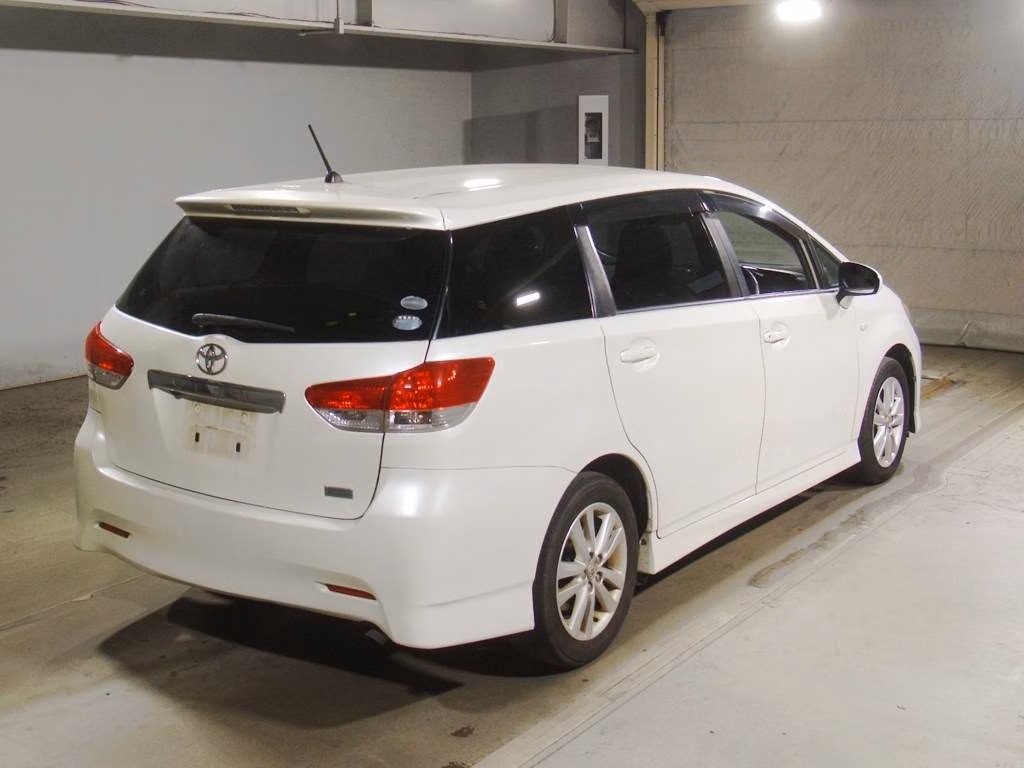TOYOTA WISH