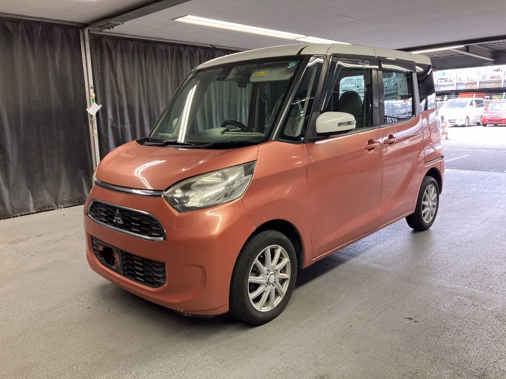 MITSUBISHI EK SPACE
