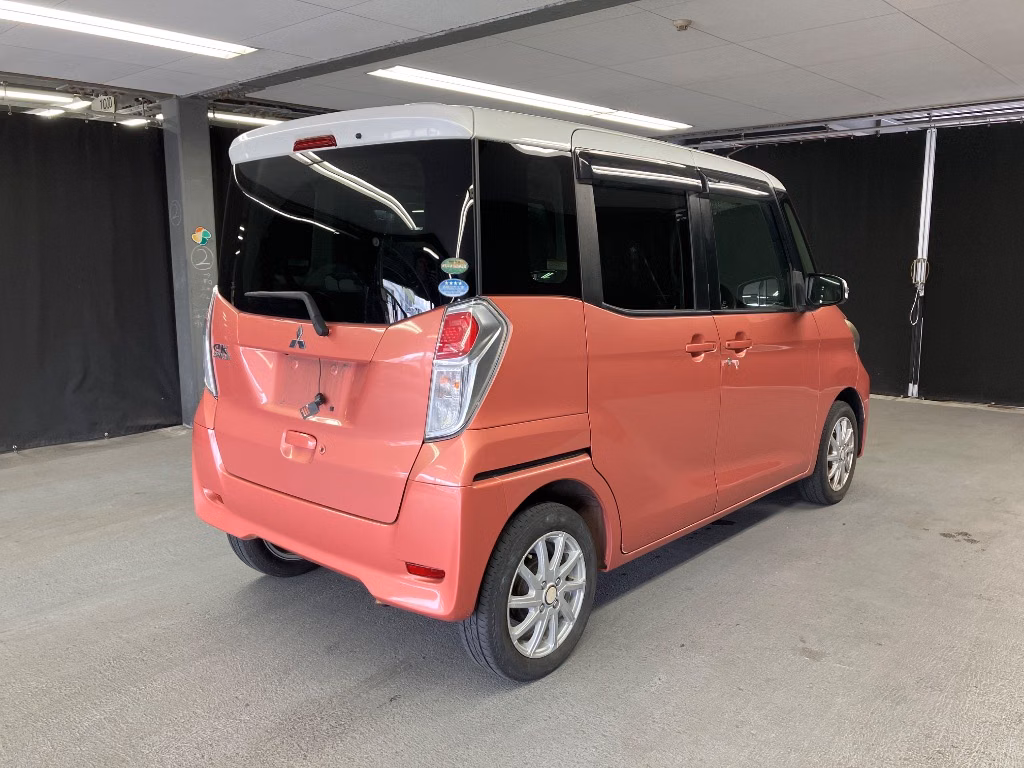 MITSUBISHI EK SPACE