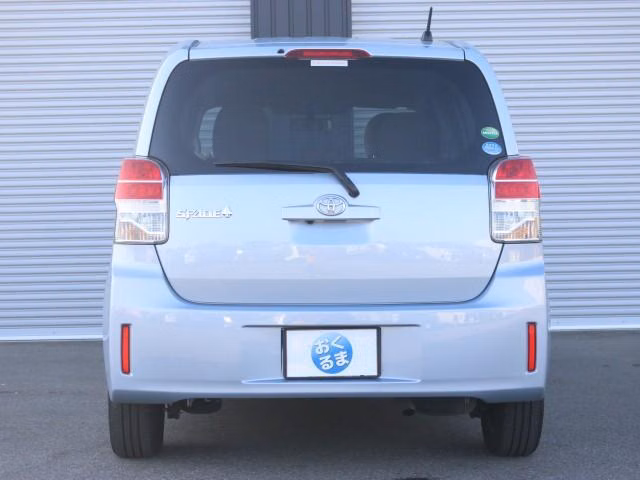 TOYOTA SPADE