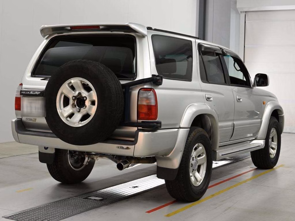 TOYOTA HILUX SURF