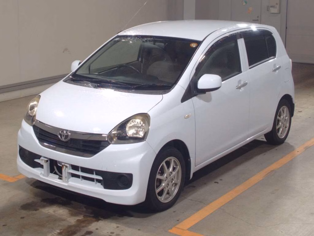 TOYOTA PIXIS EPOCH