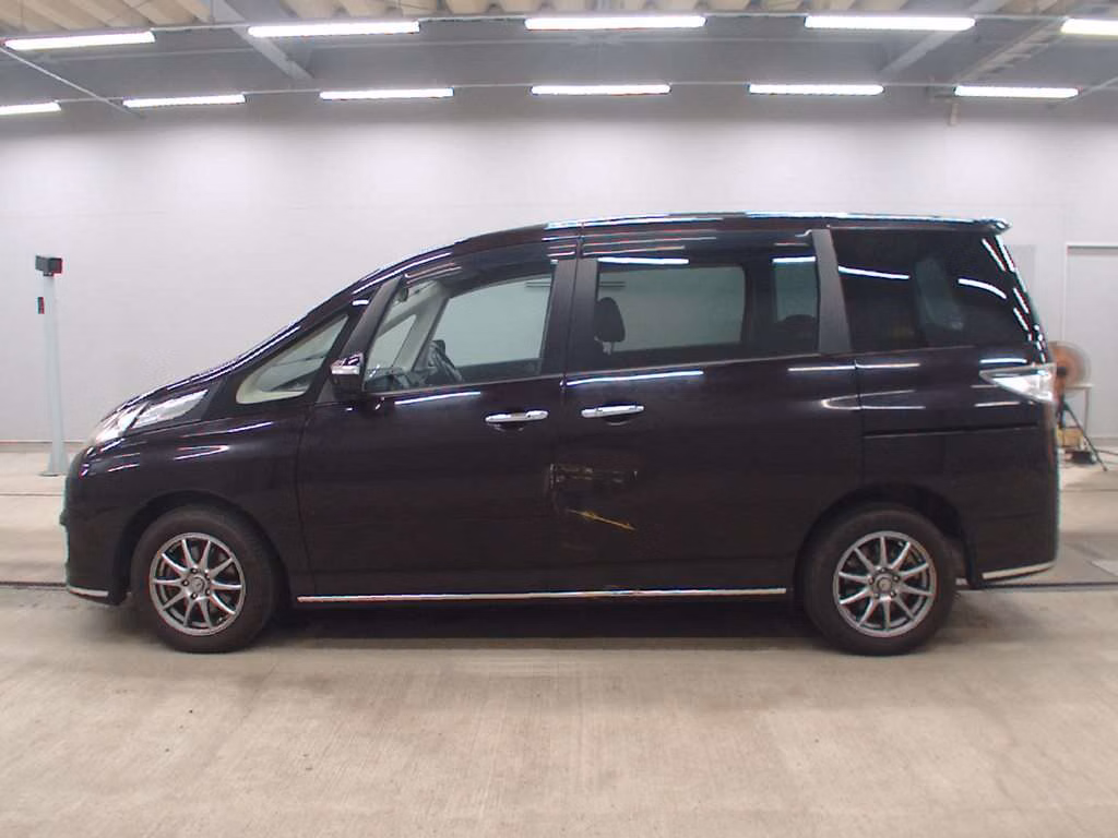 MAZDA BIANTE