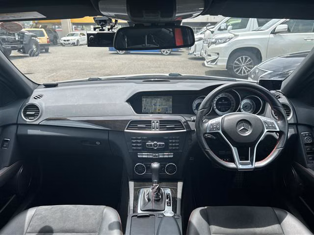 MERCEDES-BENZ C-CLASS