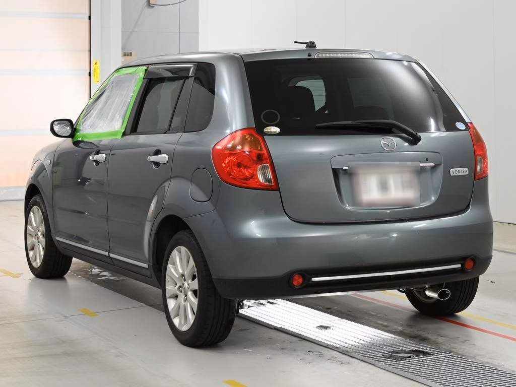 MAZDA VERISA