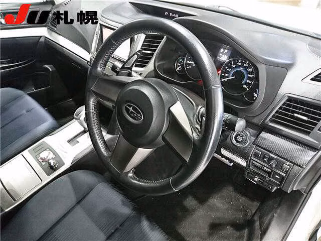 SUBARU LEGACY B4