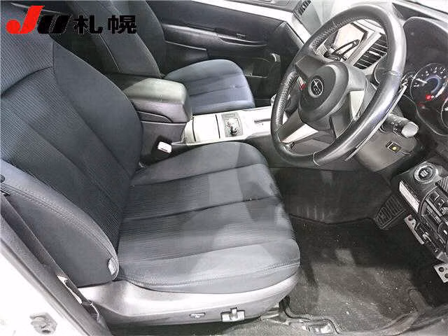 SUBARU LEGACY B4
