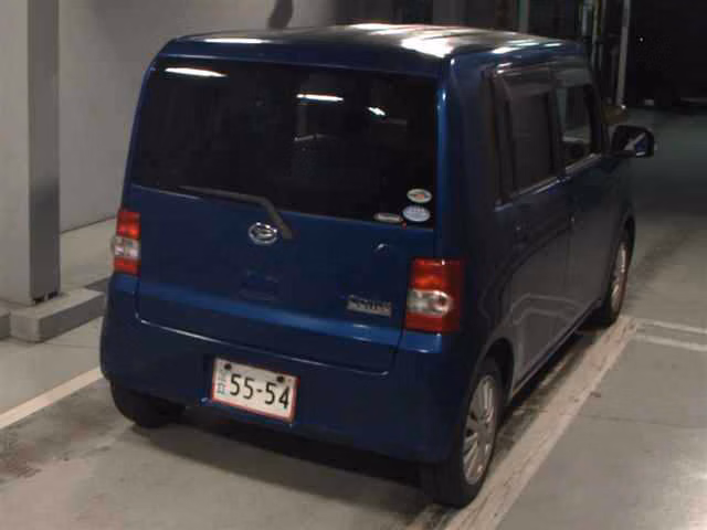 DAIHATSU MOVE CONTE
