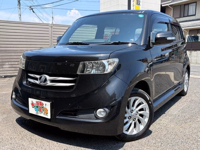 TOYOTA BB