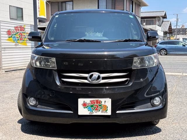 TOYOTA BB