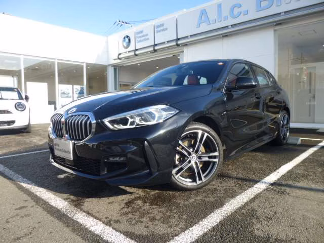 BMW 1-SERIES