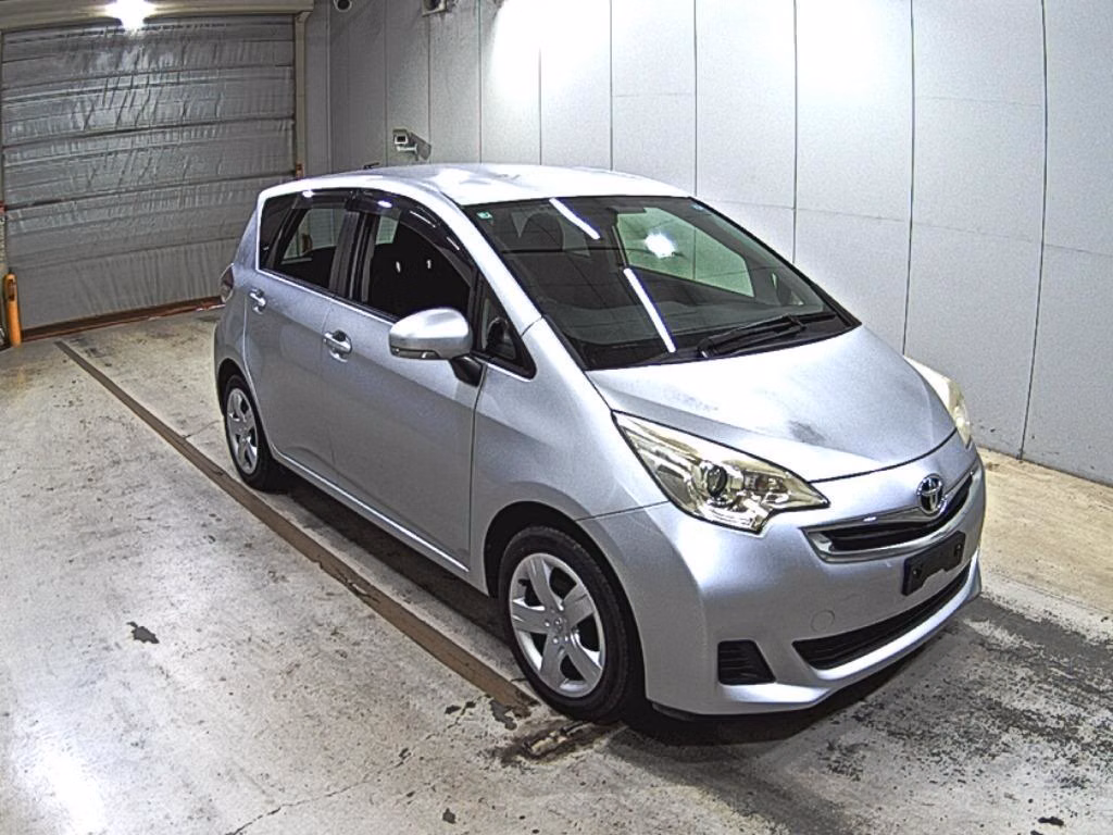 TOYOTA RACTIS