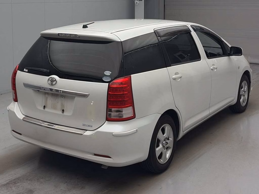 TOYOTA WISH